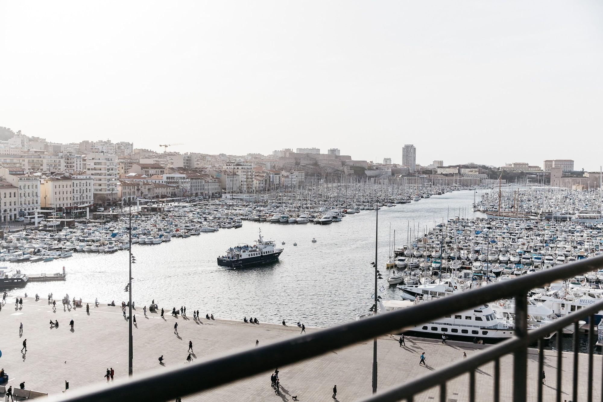 New Hotel Le Quai - Vieux Port Marseille Exterior photo